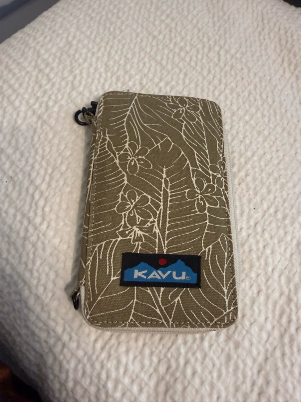 Kavu Olive Floral Zip Wallet Phone Case